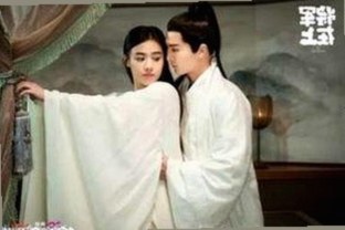 《摩登家庭第二季》：家庭关系与剧集魅力的深度解析