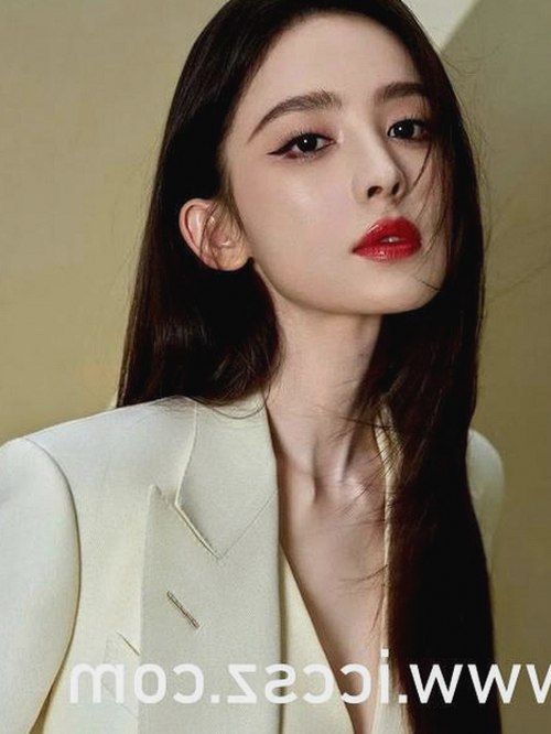 揭秘黑料 官网免费版下载：明星隐私背后的真相与风险