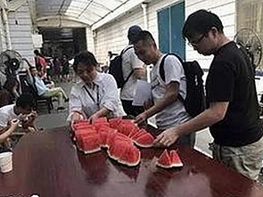 探索嫩草17.c 91最新版下载：引领成人内容新体验