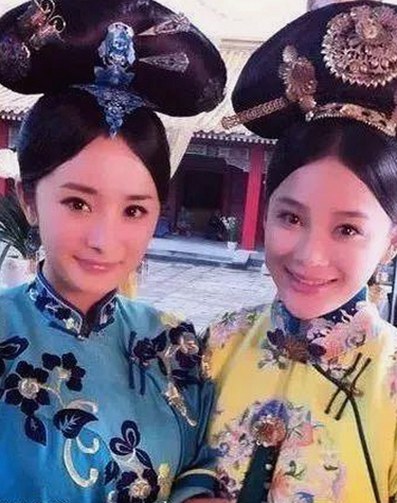 成人网免费版：最新趋势与热门资源盘点